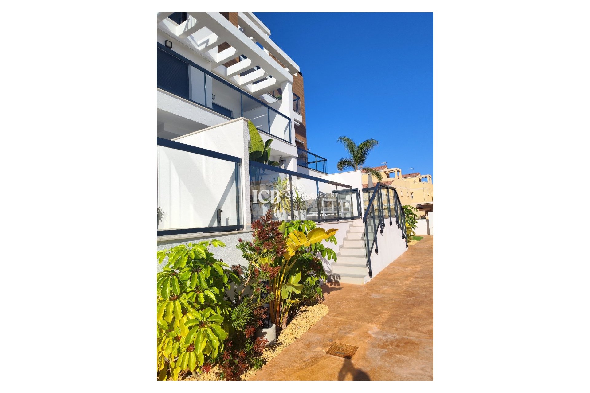 Resale - Apartment / flat -
Pilar de la Horadada - El Mojón