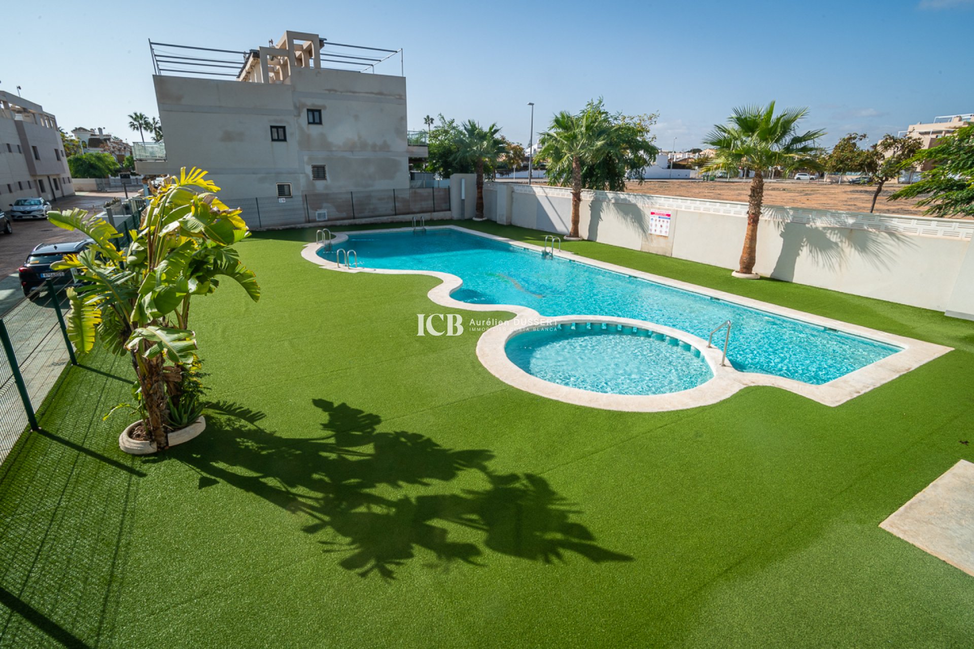 Resale - Apartment / flat -
Pilar de la Horadada - Mil Palmeras