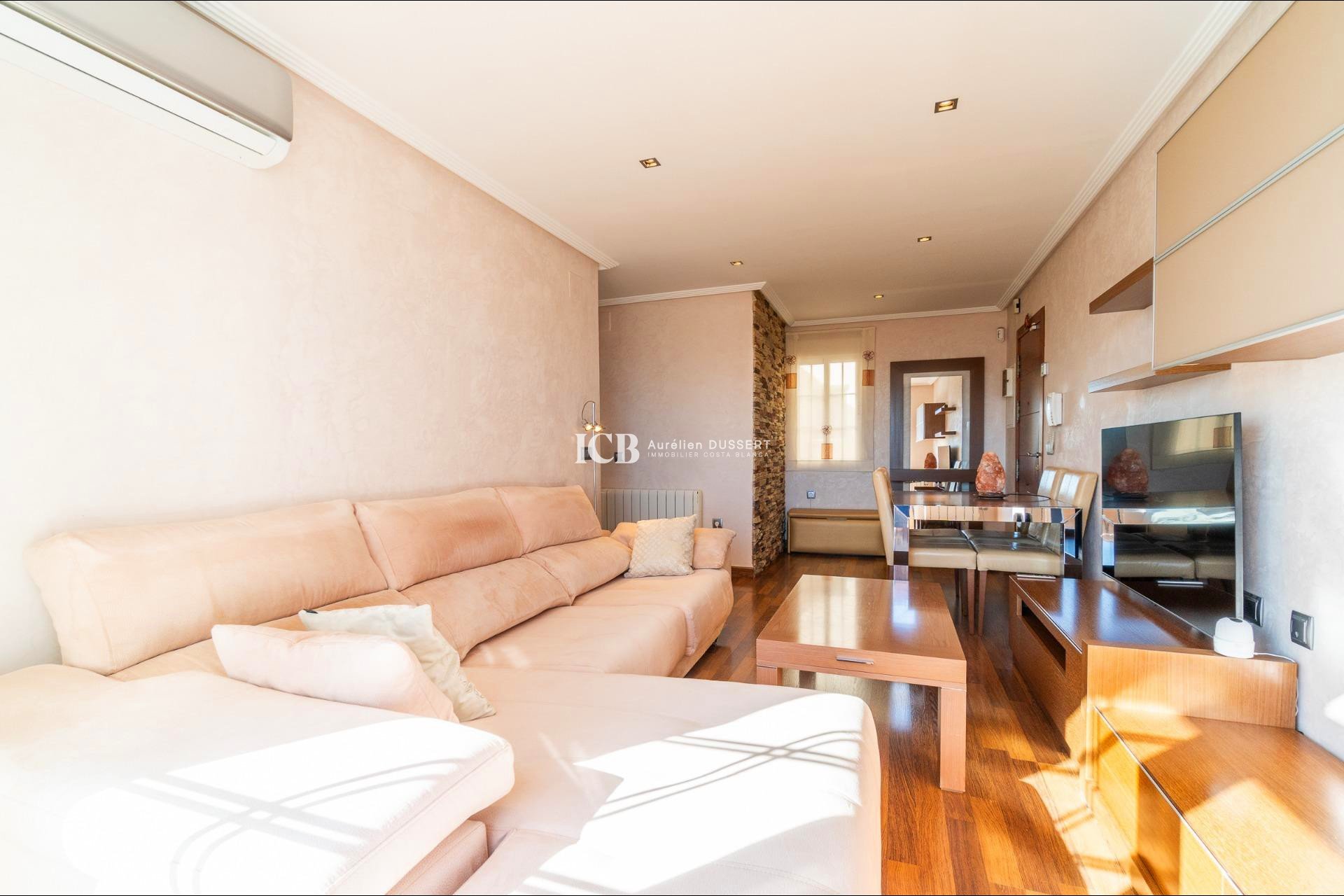 Resale - Apartment / flat -
Pilar de la Horadada - Zona Pueblo