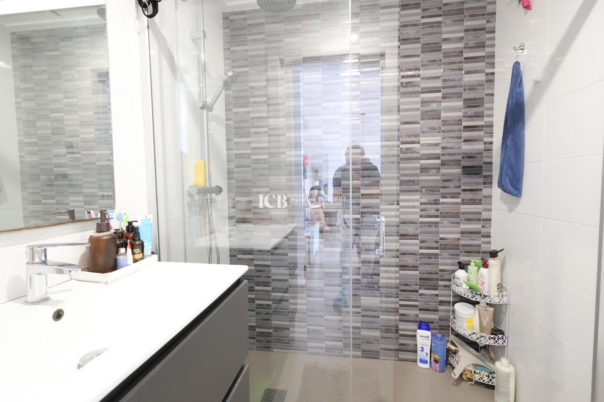 Resale - Apartment / flat -
Pilar de la Horadada - Zona Pueblo