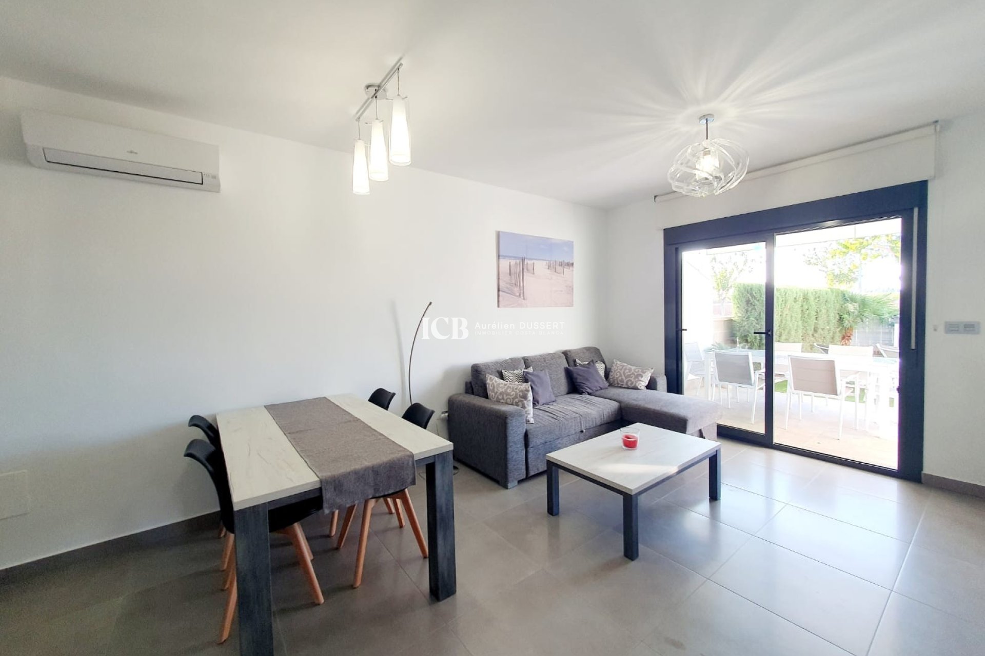 Resale - Apartment / flat -
Pilar de la Horadada