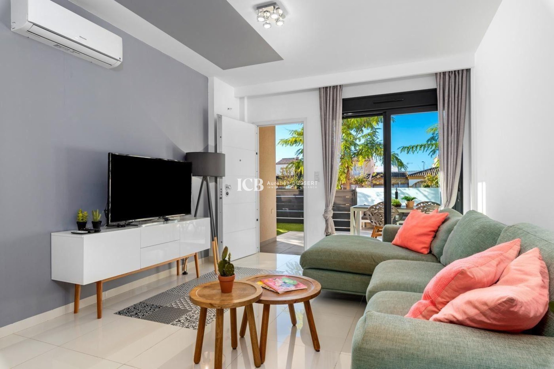 Resale - Apartment / flat -
Pilar de la Horadada