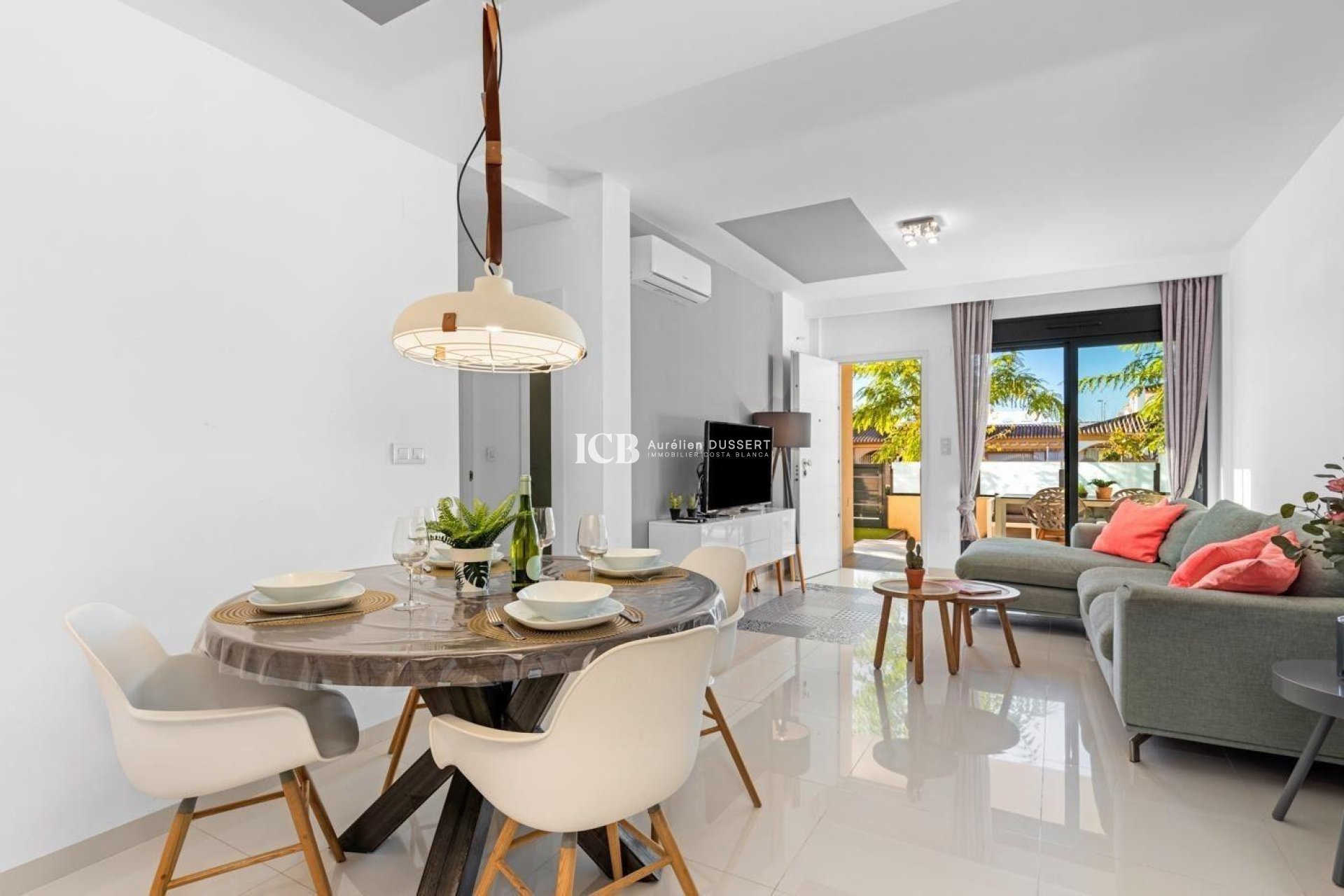 Resale - Apartment / flat -
Pilar de la Horadada