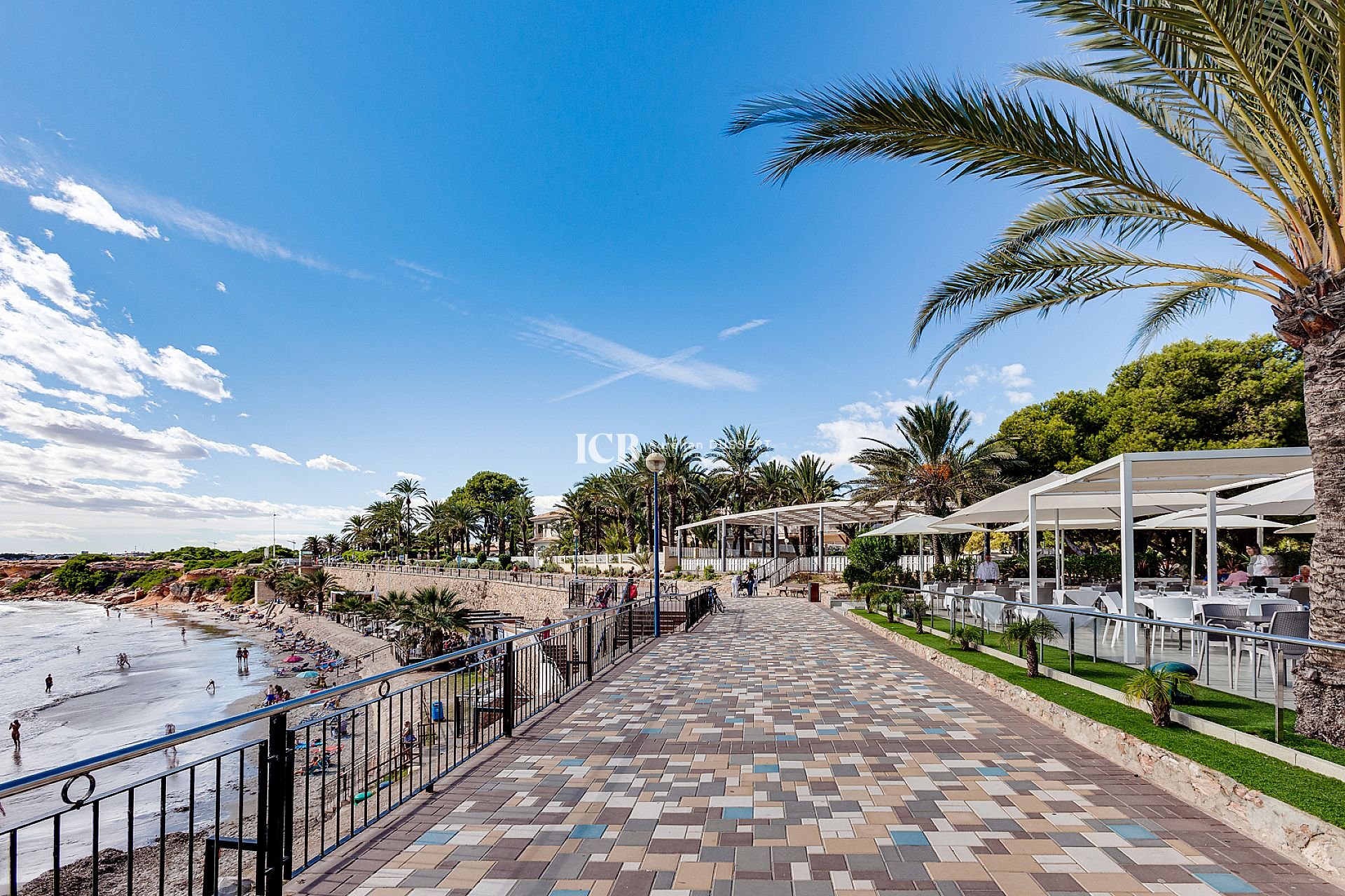 Resale - Apartment / flat -
Punta Prima - Torrevieja