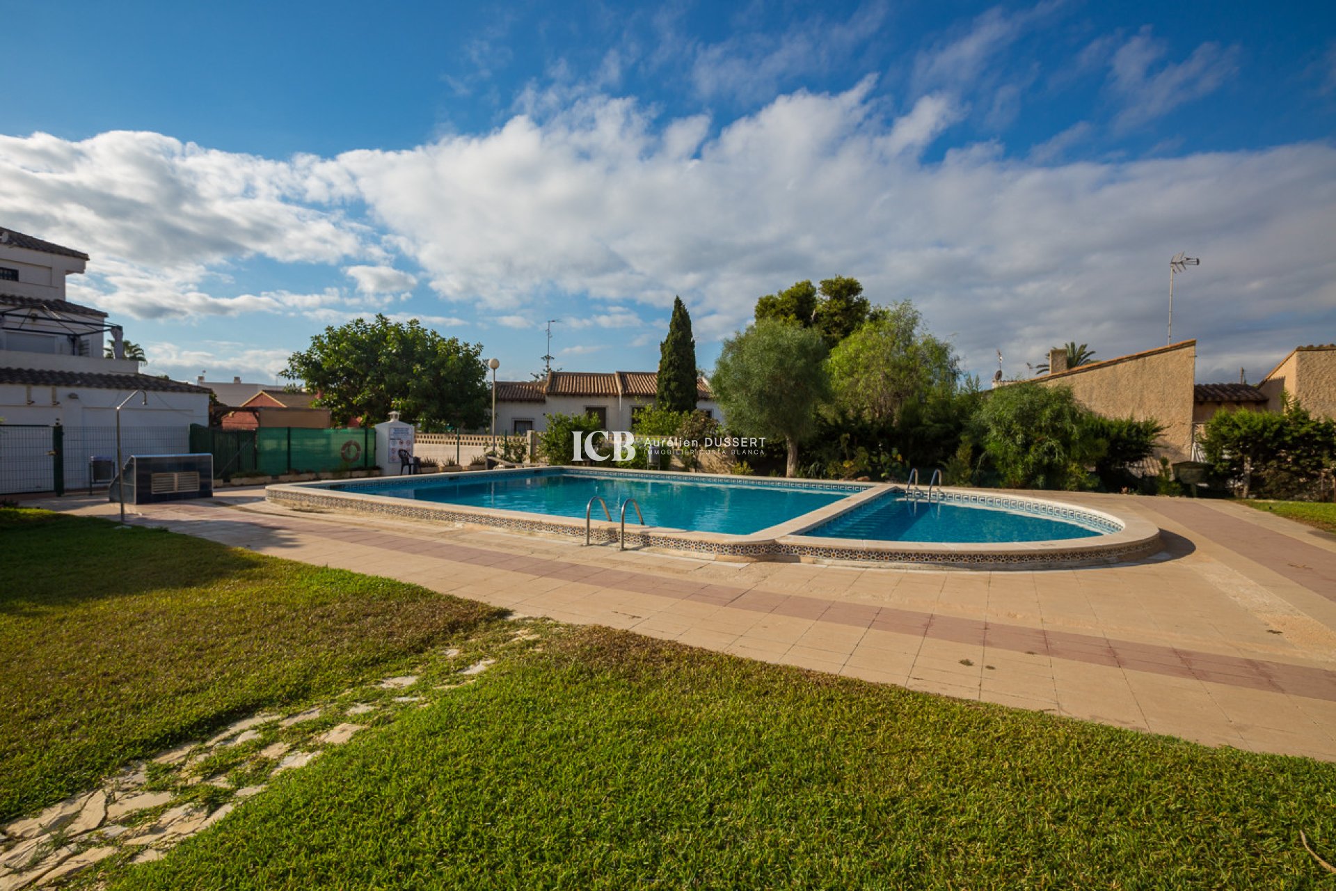 Resale - Apartment / flat -
Punta Prima - Torrevieja