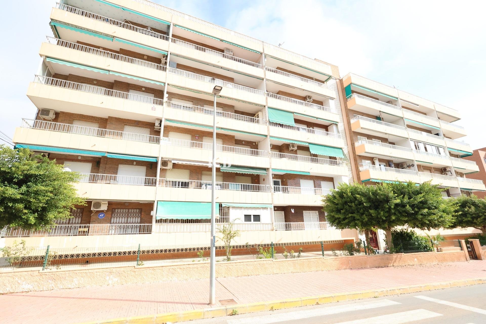Resale - Apartment / flat -
Punta Prima - Torrevieja