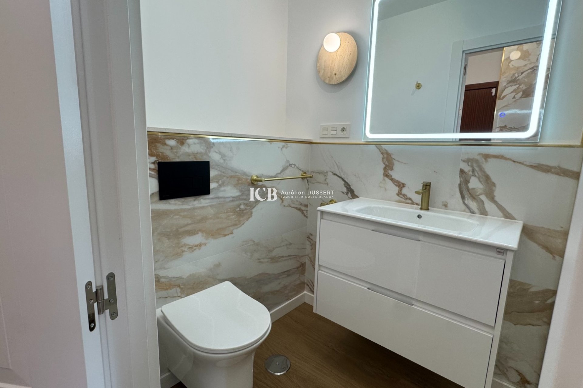 Resale - Apartment / flat -
Punta Prima - Torrevieja