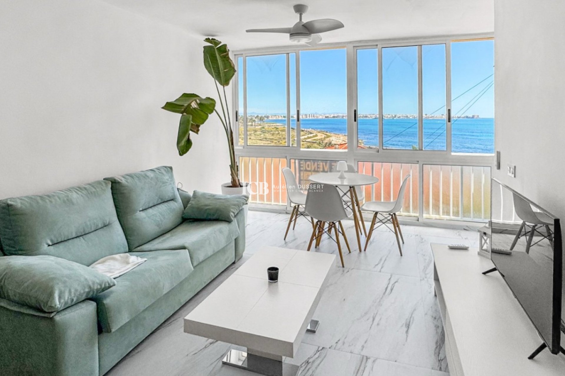 Resale - Apartment / flat -
Punta Prima - Torrevieja