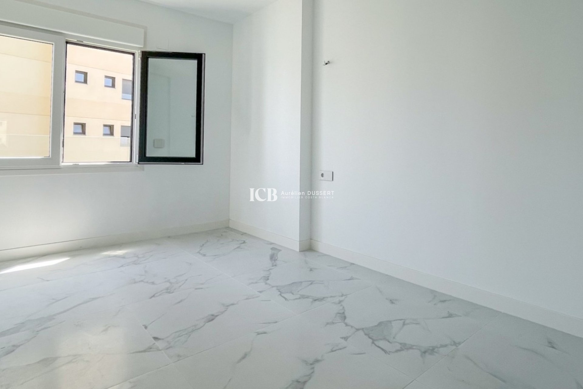 Resale - Apartment / flat -
Punta Prima - Torrevieja