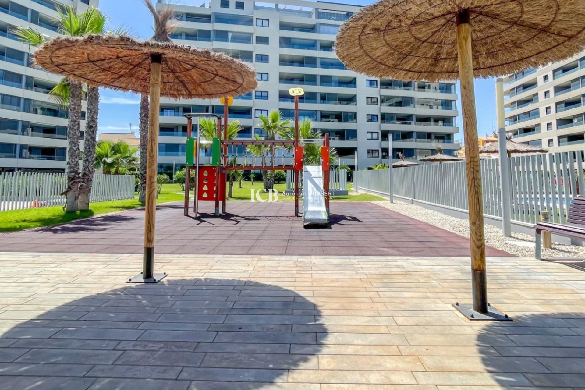Resale - Apartment / flat -
Punta Prima - Torrevieja