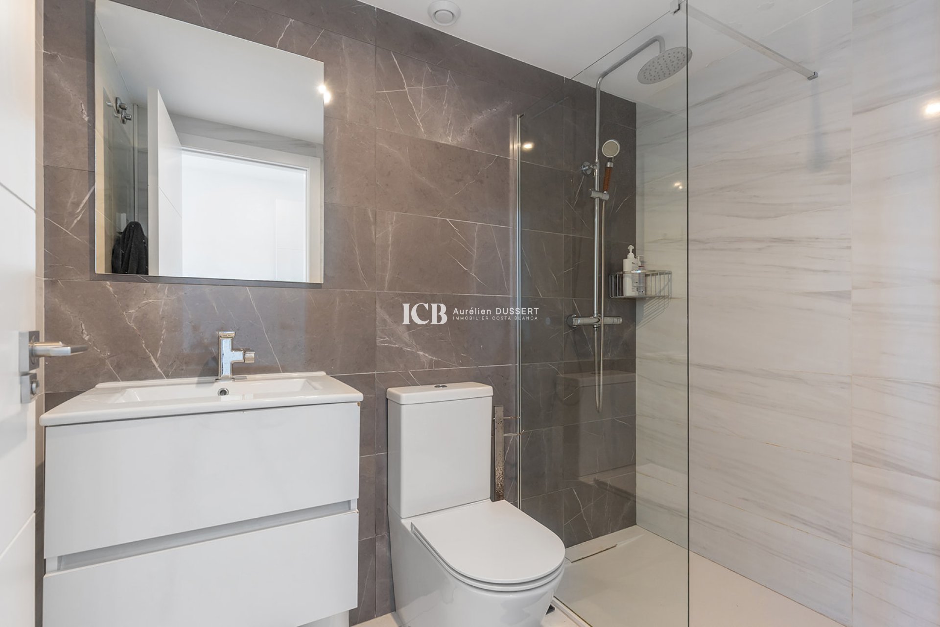 Resale - Apartment / flat -
Punta Prima - Torrevieja