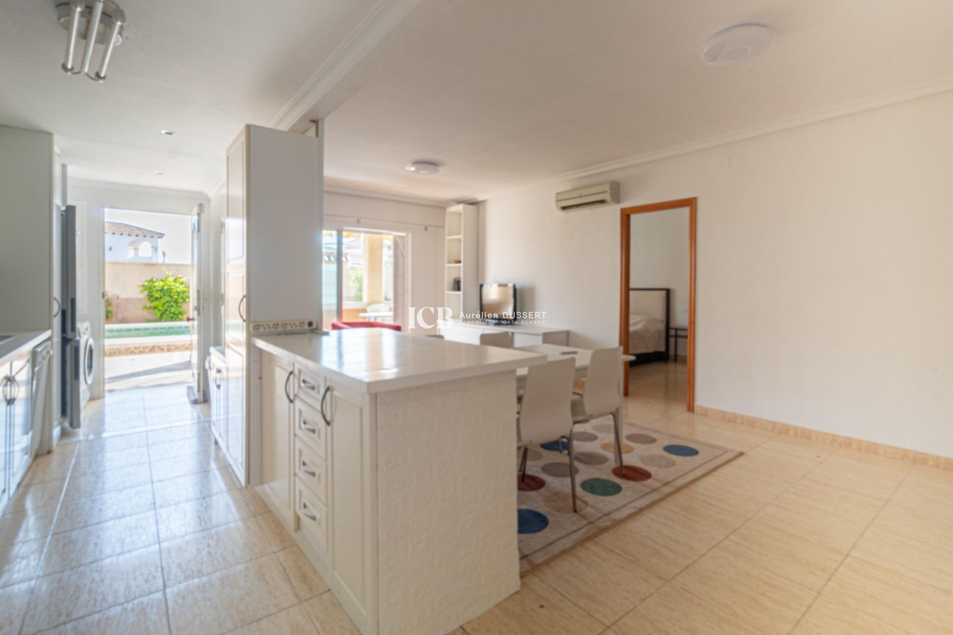 Resale - Apartment / flat -
Punta Prima - Torrevieja
