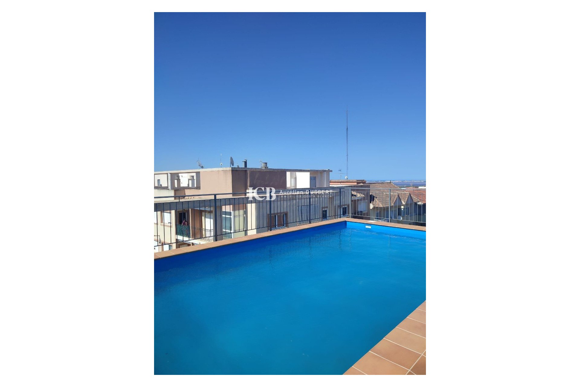 Resale - Apartment / flat -
San Miguel de Salinas - Centro