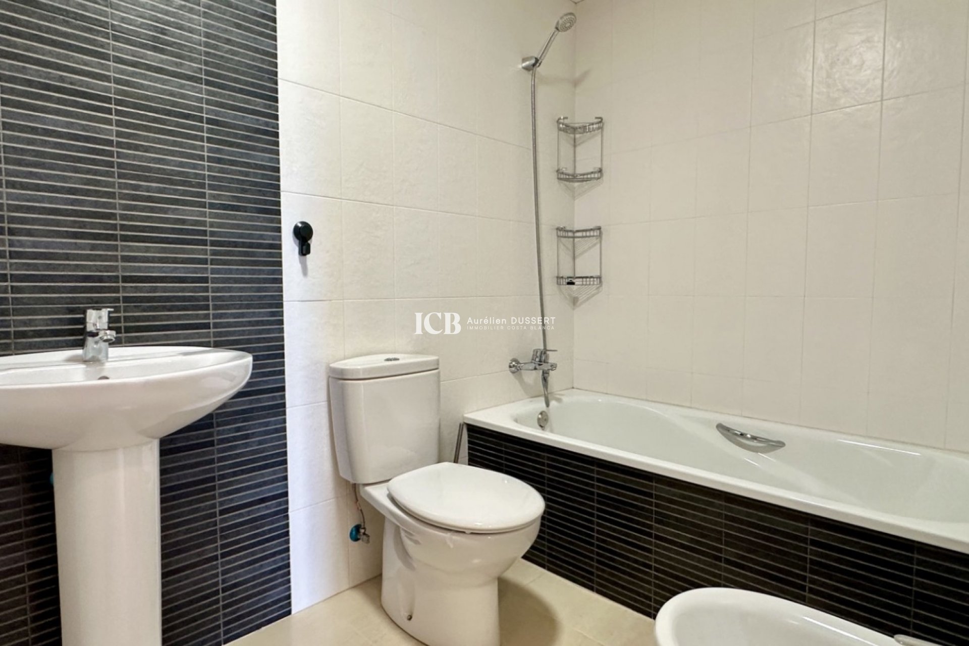 Resale - Apartment / flat -
San Miguel de Salinas - Centro