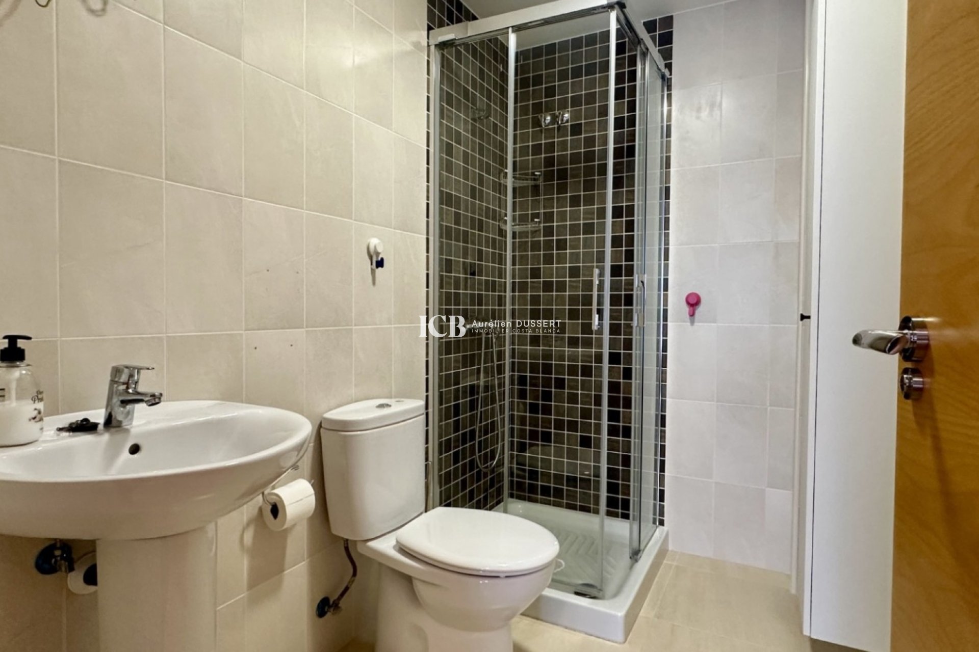 Resale - Apartment / flat -
San Miguel de Salinas - Centro