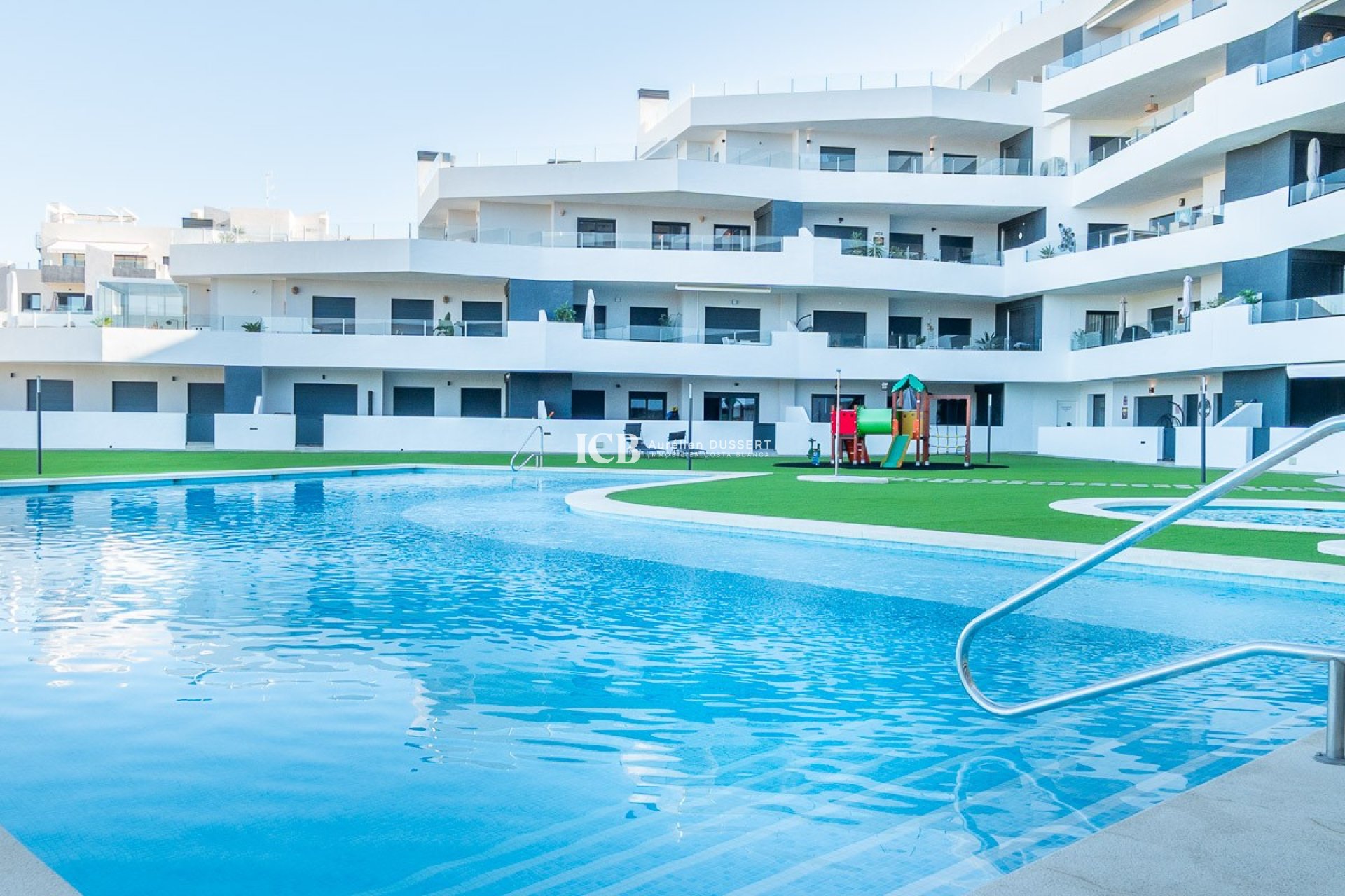 Resale - Apartment / flat -
San Miguel de Salinas - Pueblo