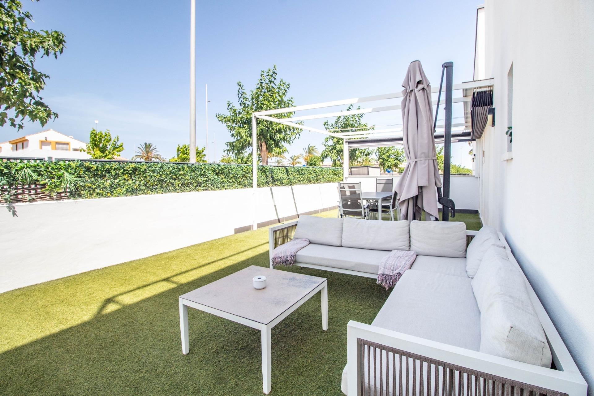 Resale - Apartment / flat -
Torre de la Horadada