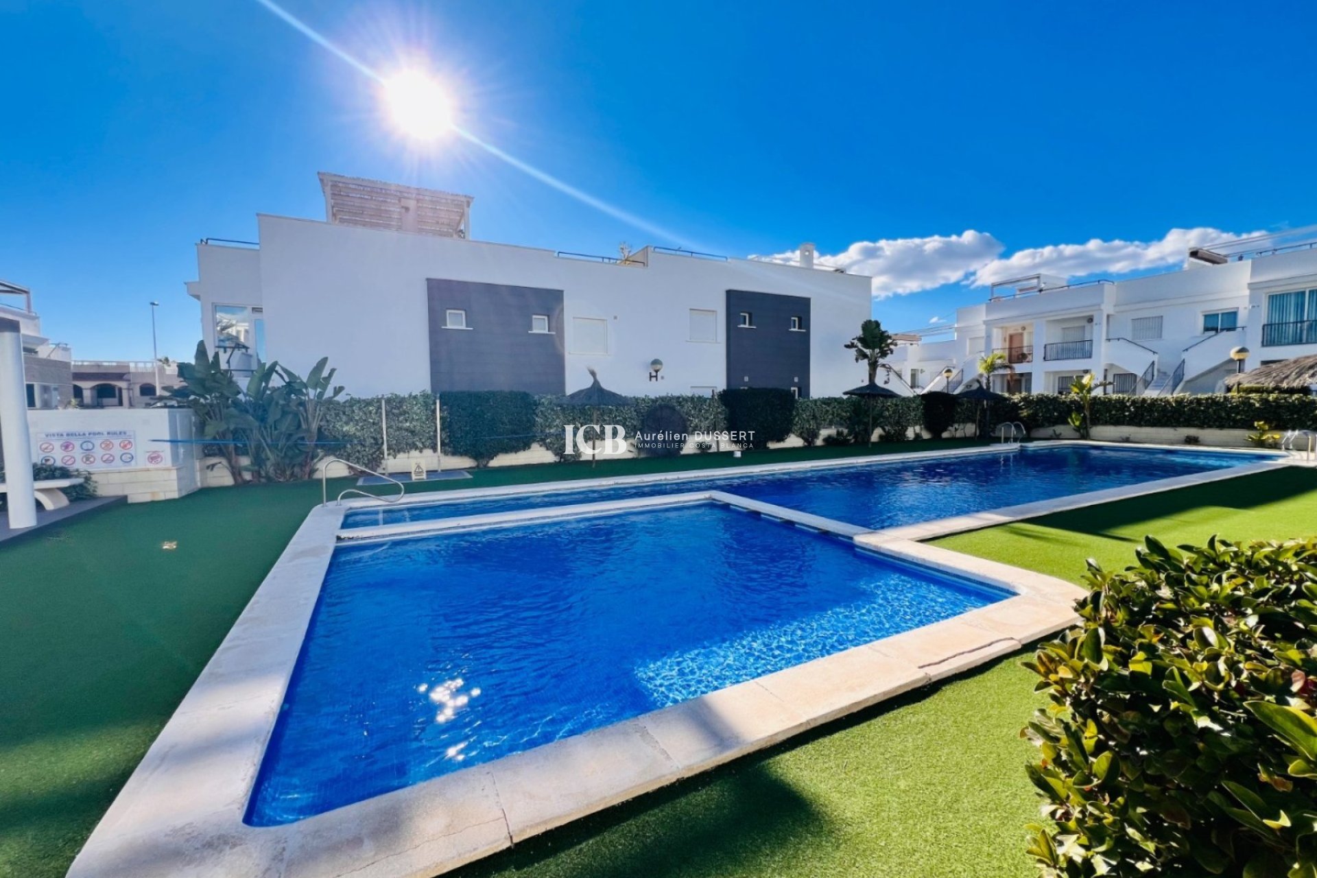 Resale - Apartment / flat -
Torrevieja - Aguas Nuevas