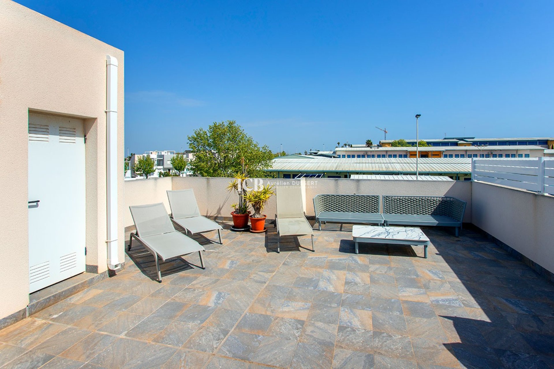 Resale - Apartment / flat -
Torrevieja - Aguas Nuevas