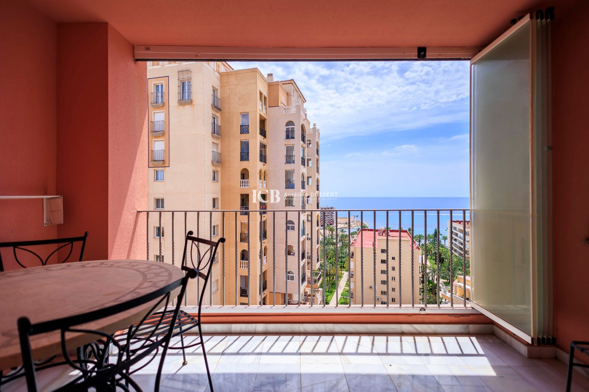 Resale - Apartment / flat -
Torrevieja - Aldea del mar