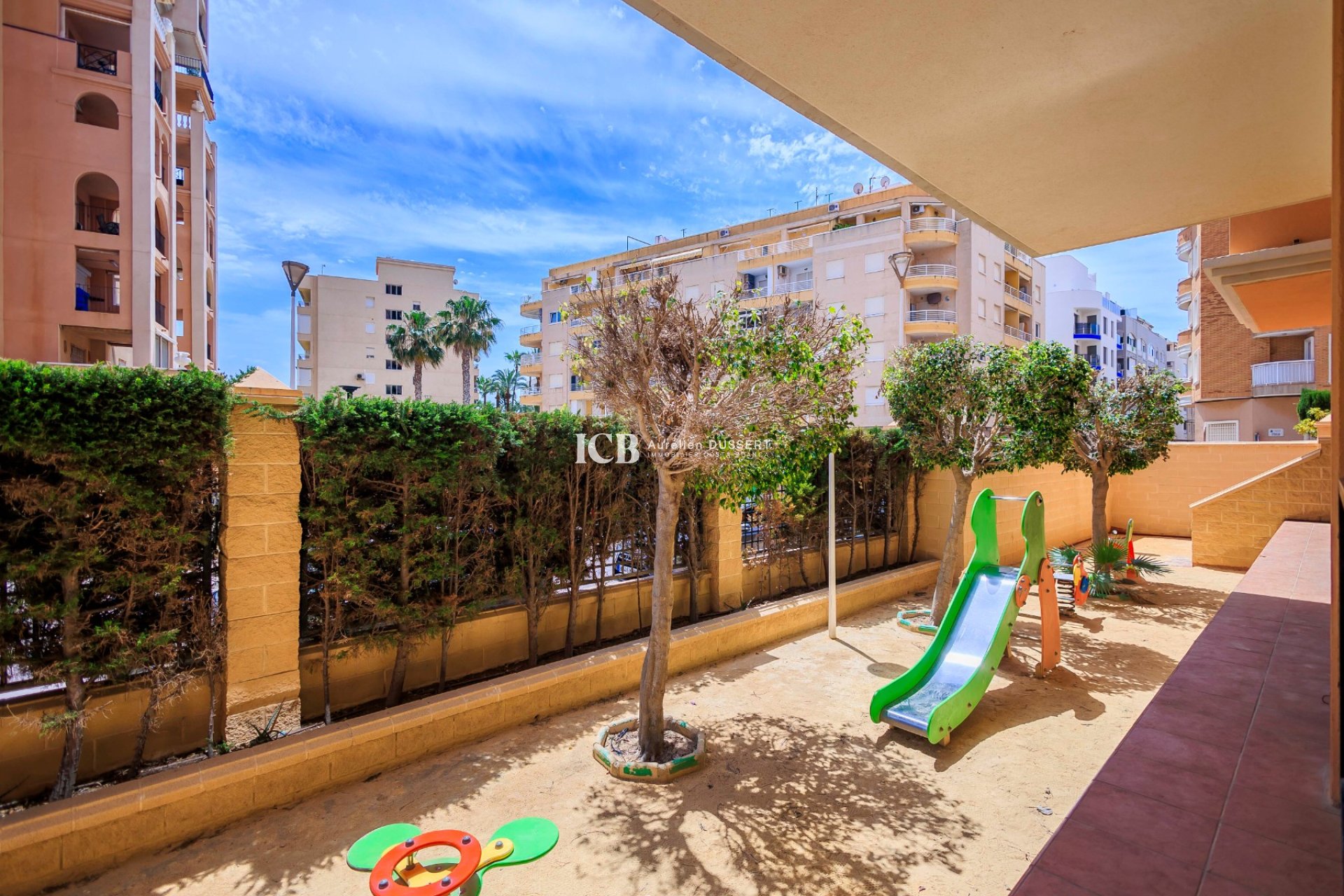 Resale - Apartment / flat -
Torrevieja - Aldea del mar