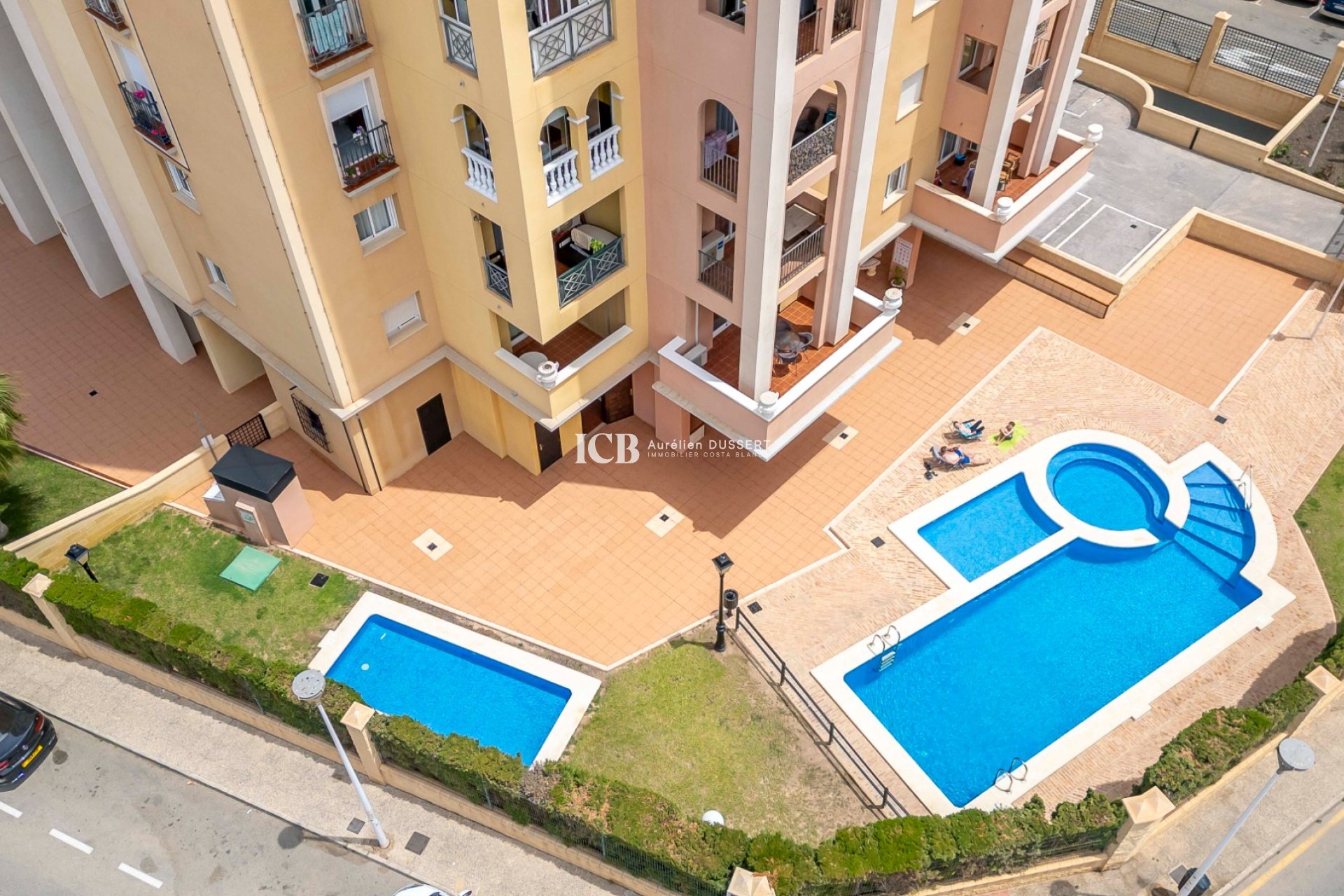 Resale - Apartment / flat -
Torrevieja - Aldea del mar