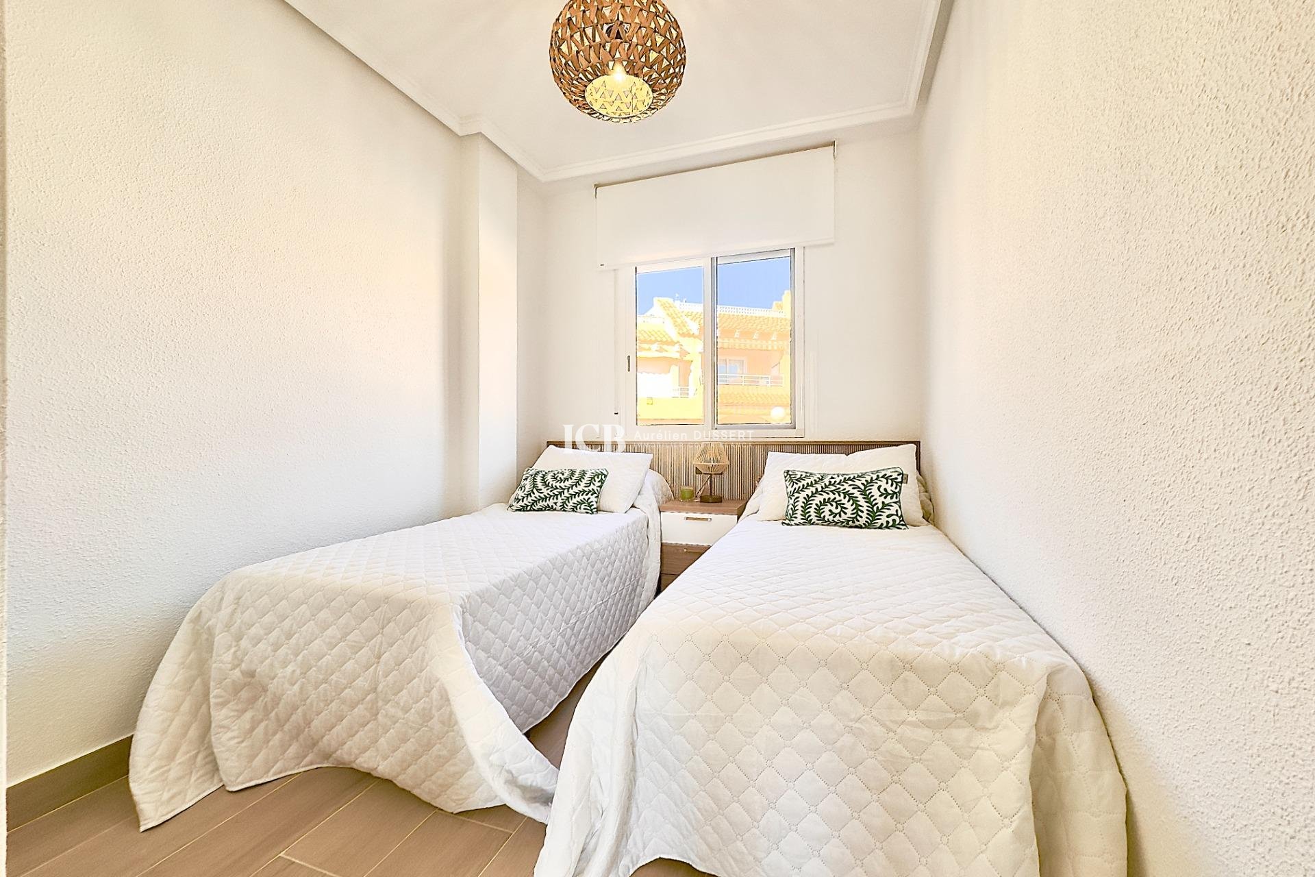 Resale - Apartment / flat -
Torrevieja - Cabo cervera