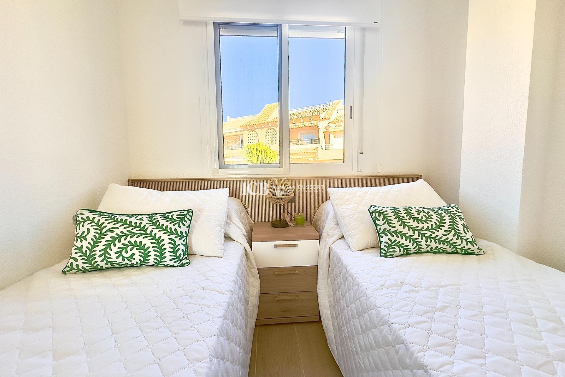 Resale - Apartment / flat -
Torrevieja - Cabo cervera