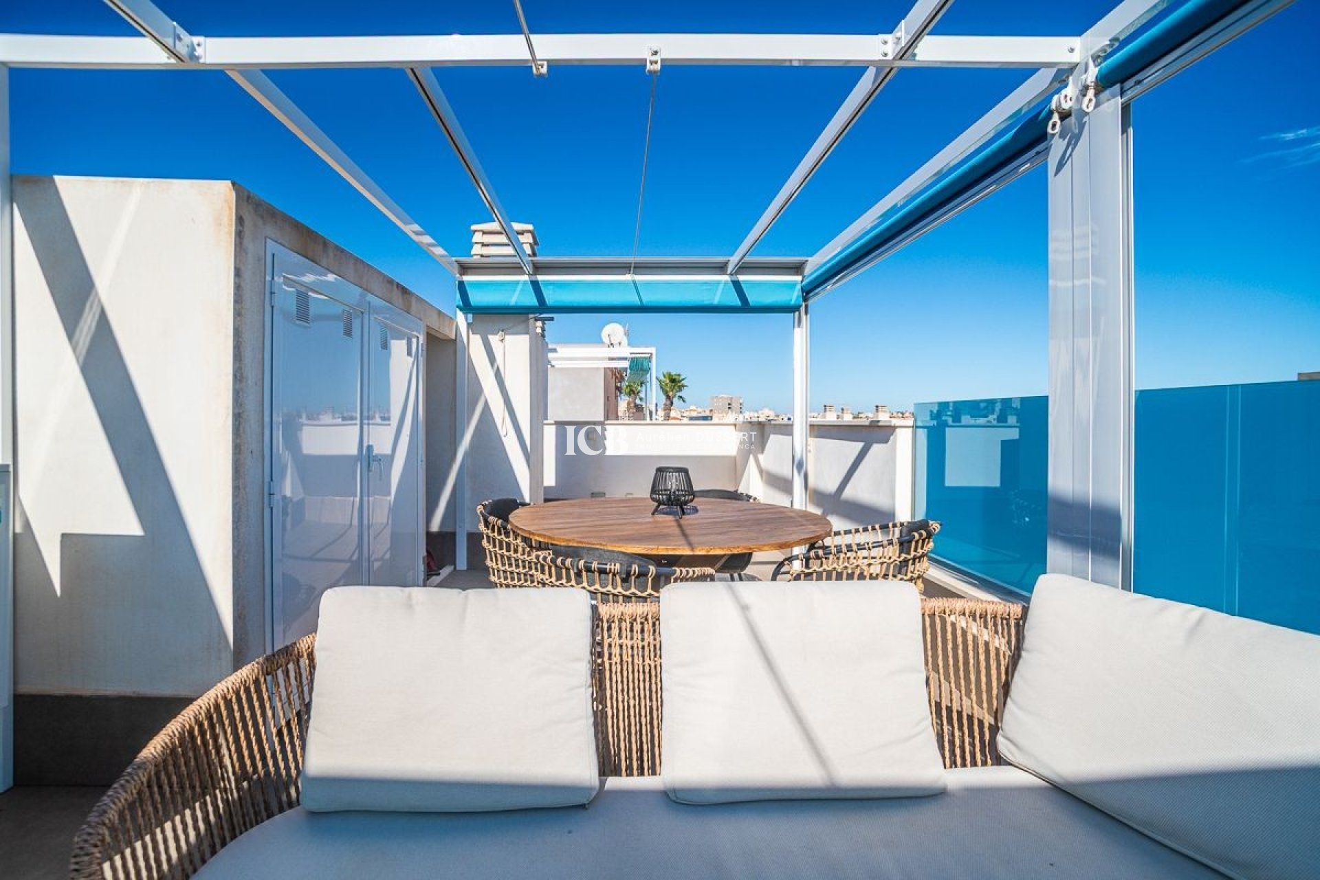 Resale - Apartment / flat -
Torrevieja - Calas blanca