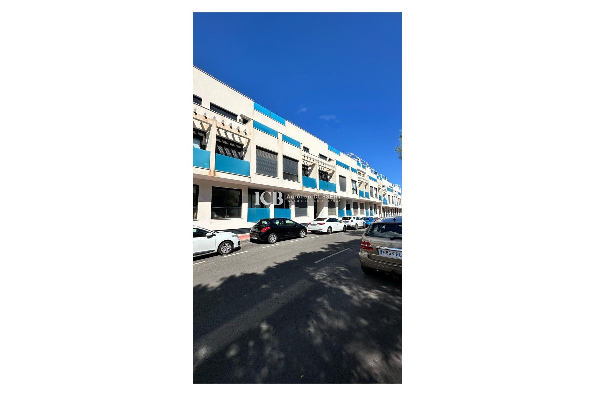 Resale - Apartment / flat -
Torrevieja - Calas blanca