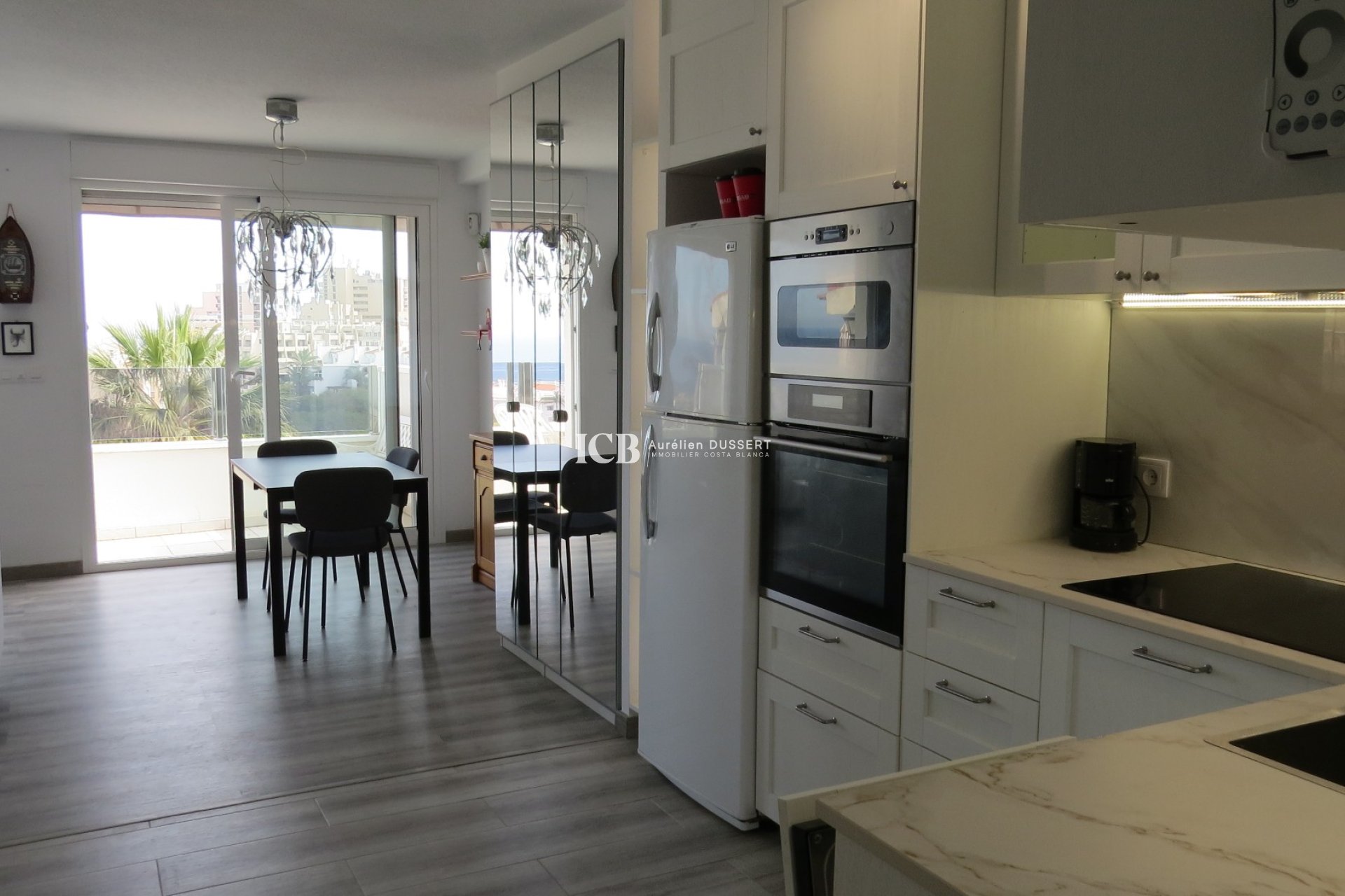 Resale - Apartment / flat -
Torrevieja - Center