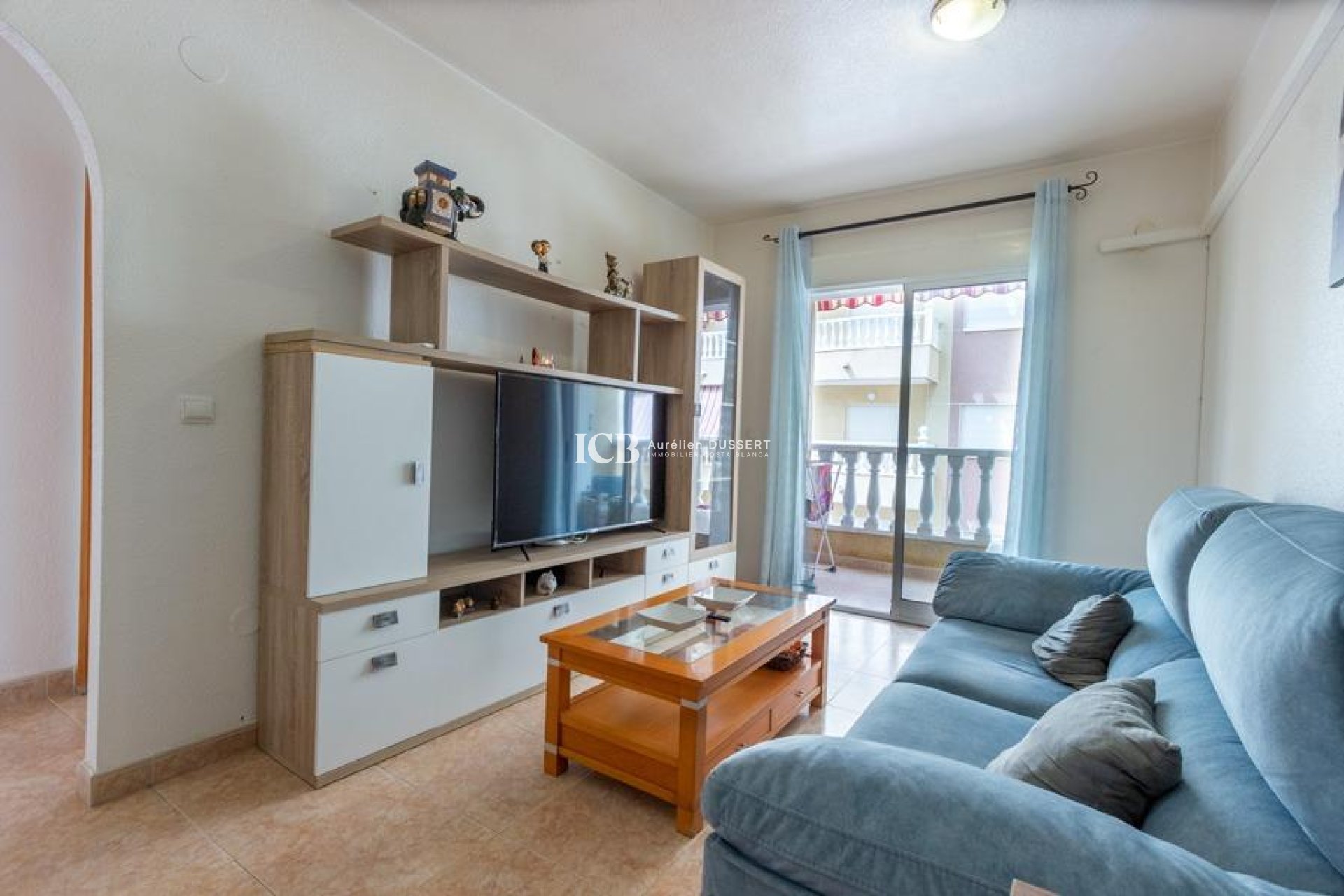 Resale - Apartment / flat -
Torrevieja - Centro