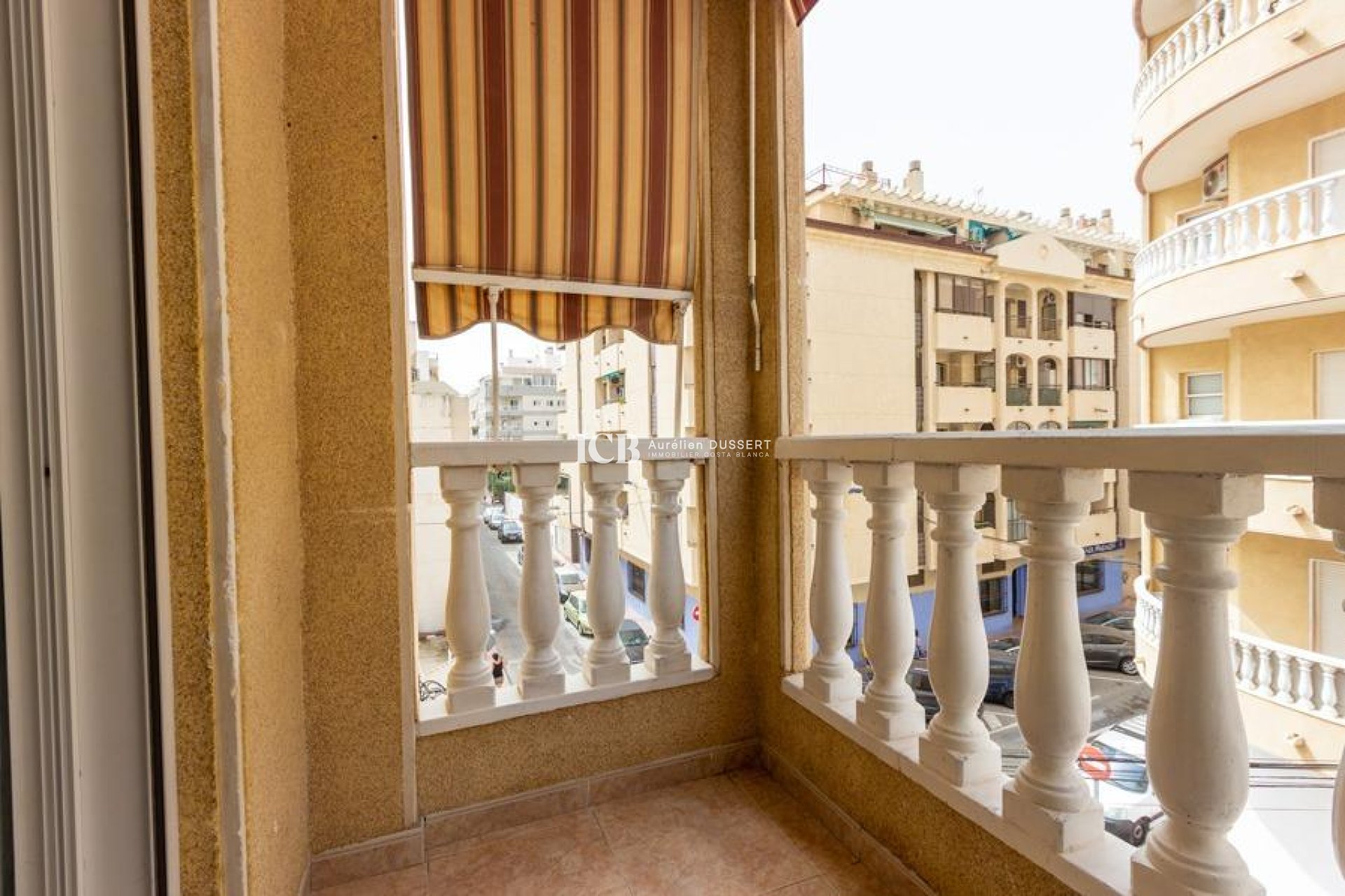 Resale - Apartment / flat -
Torrevieja - Centro