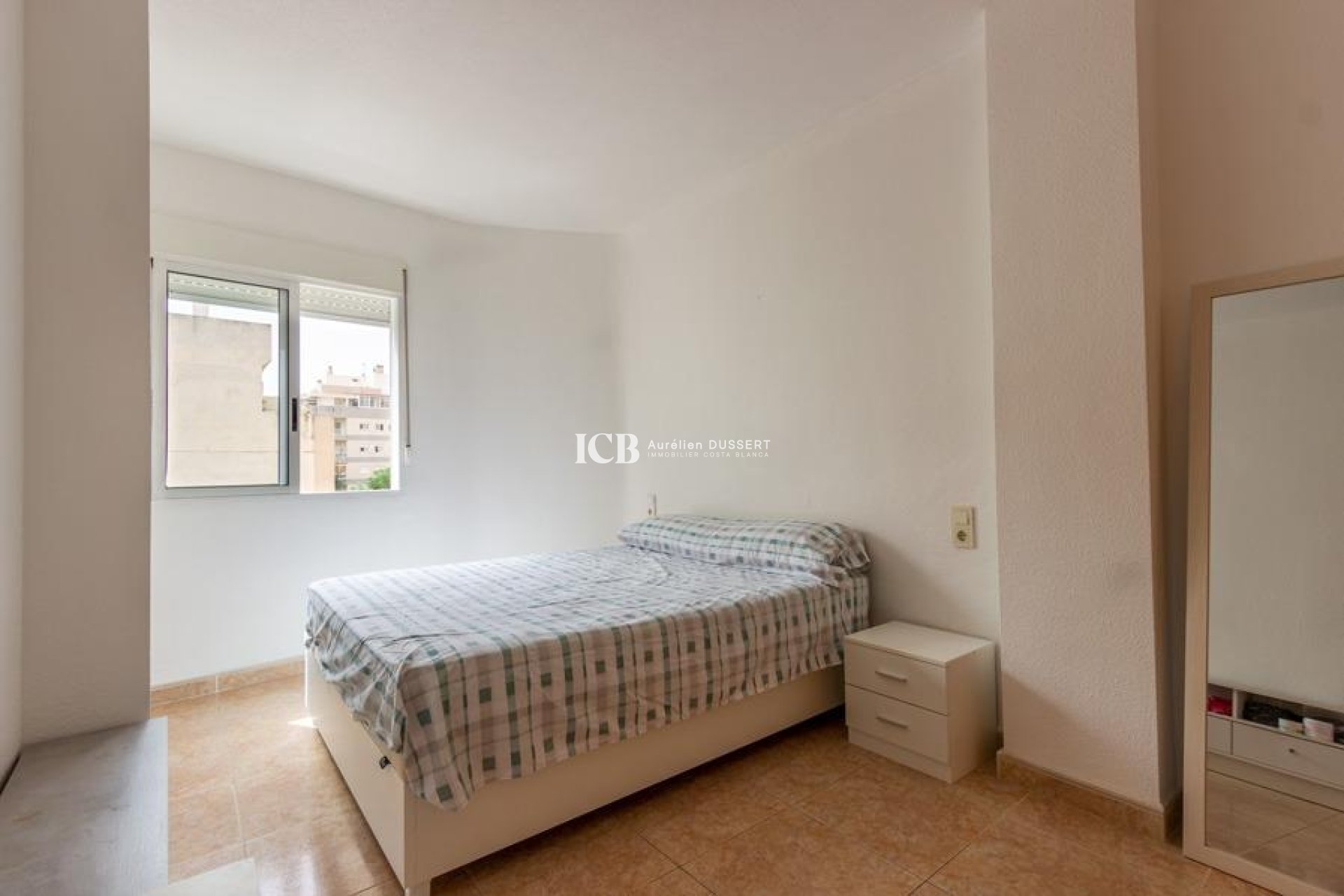 Resale - Apartment / flat -
Torrevieja - Centro