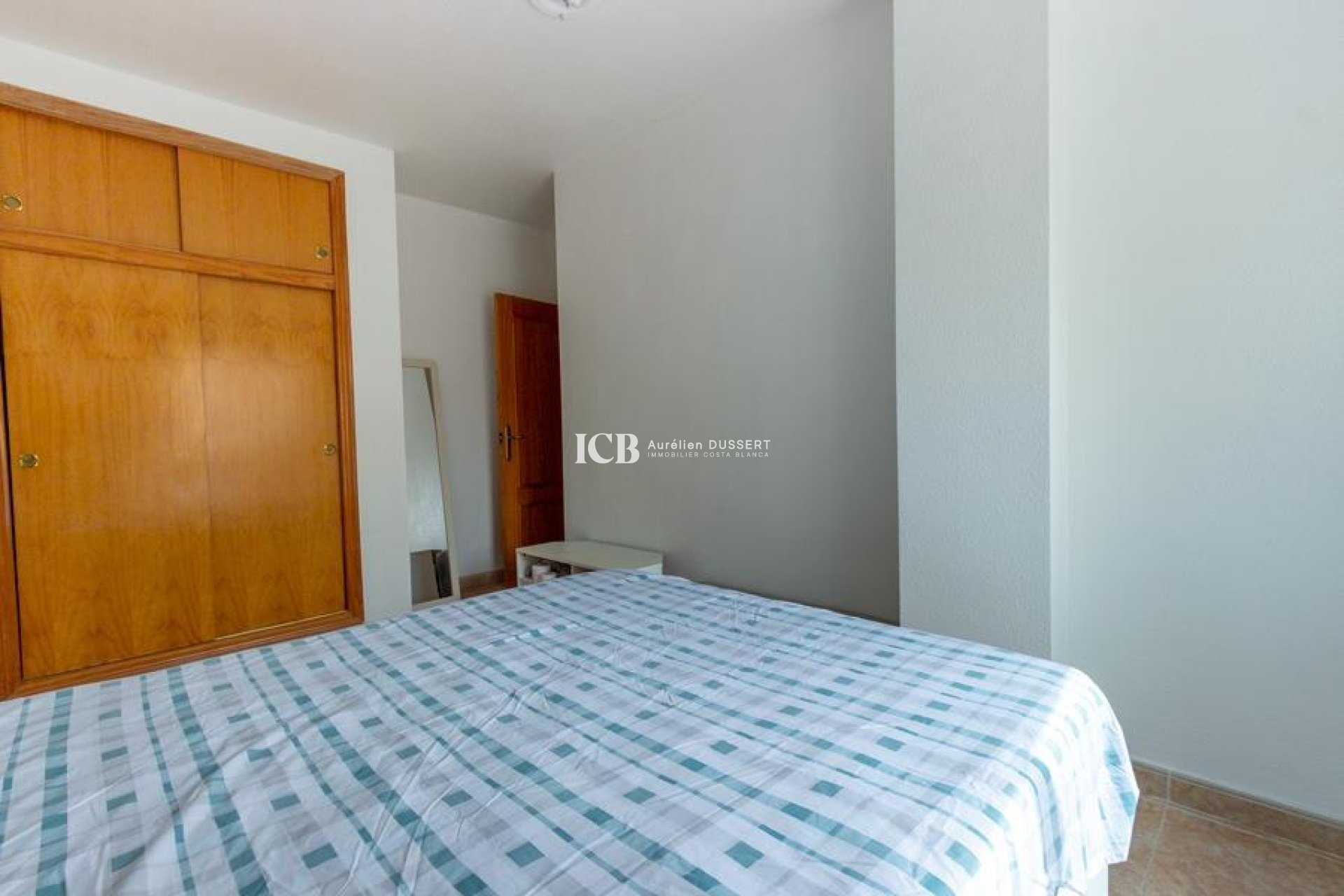 Resale - Apartment / flat -
Torrevieja - Centro