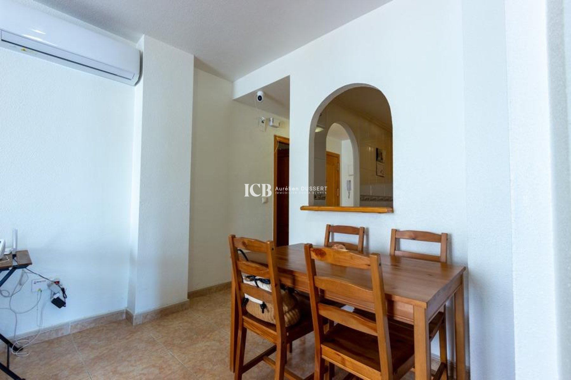 Resale - Apartment / flat -
Torrevieja - Centro