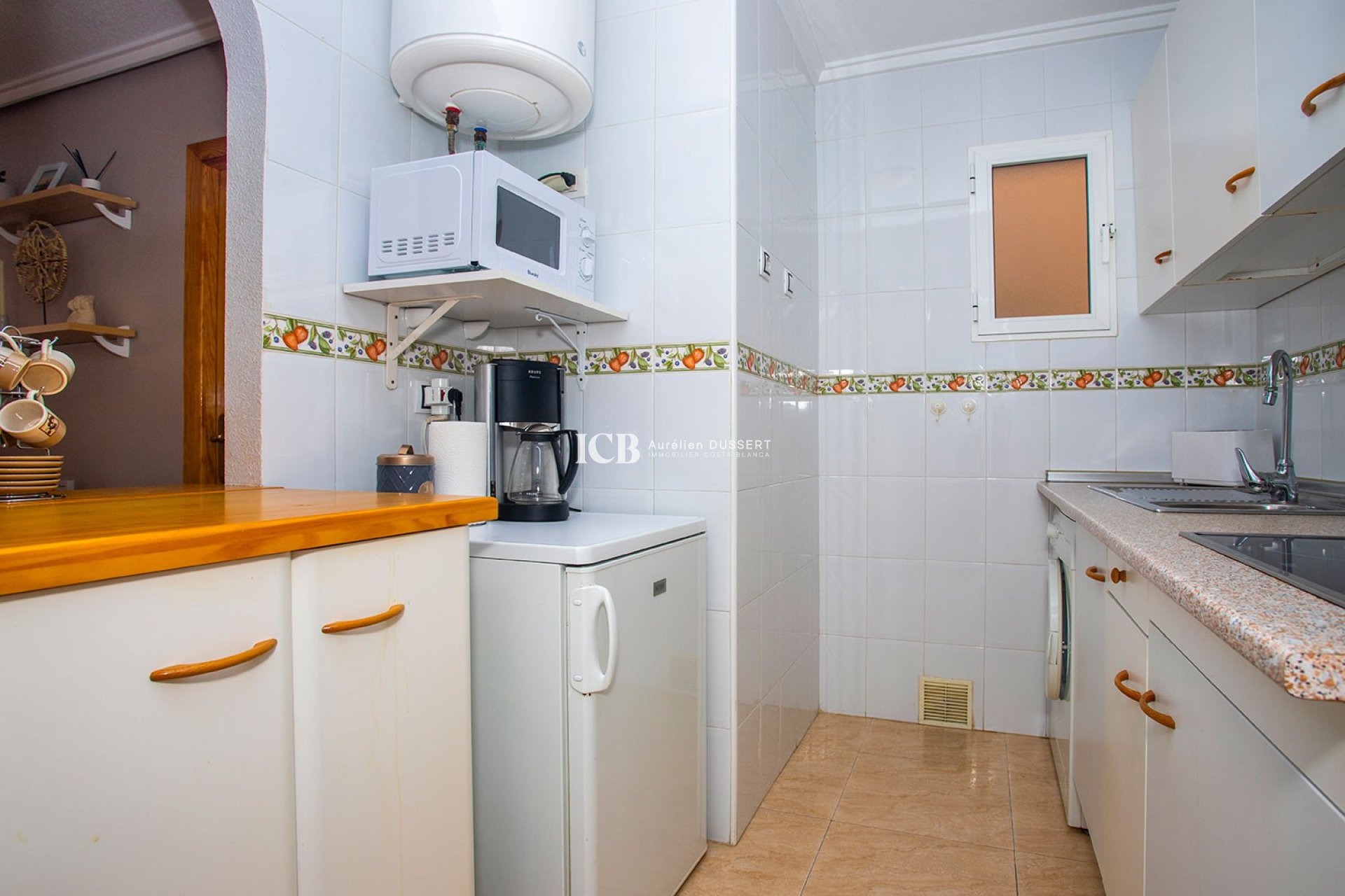 Resale - Apartment / flat -
Torrevieja - Centro