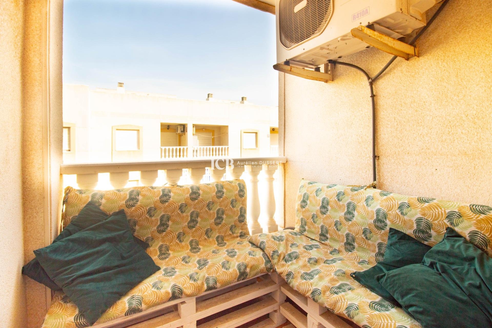 Resale - Apartment / flat -
Torrevieja - Centro