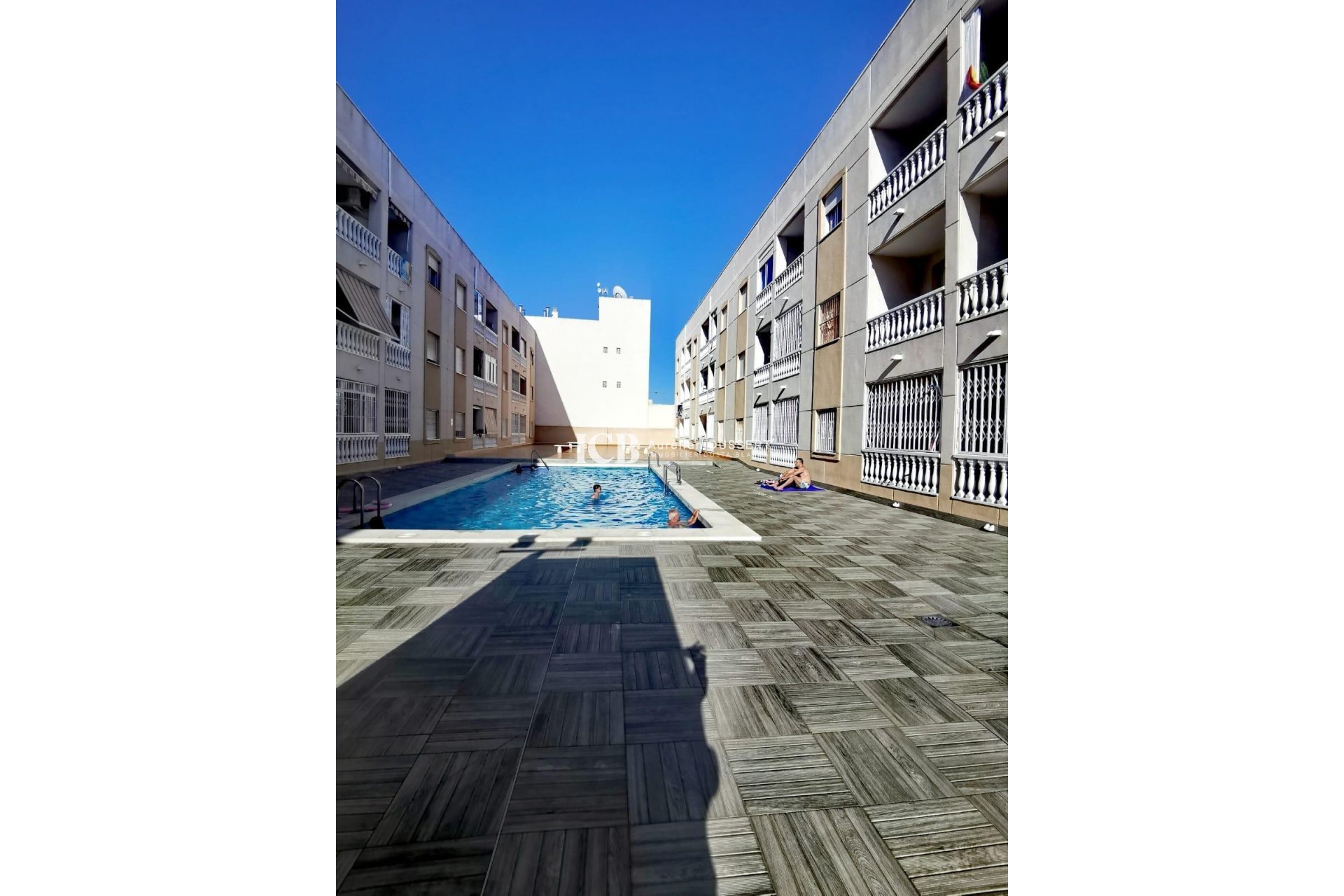 Resale - Apartment / flat -
Torrevieja - Centro