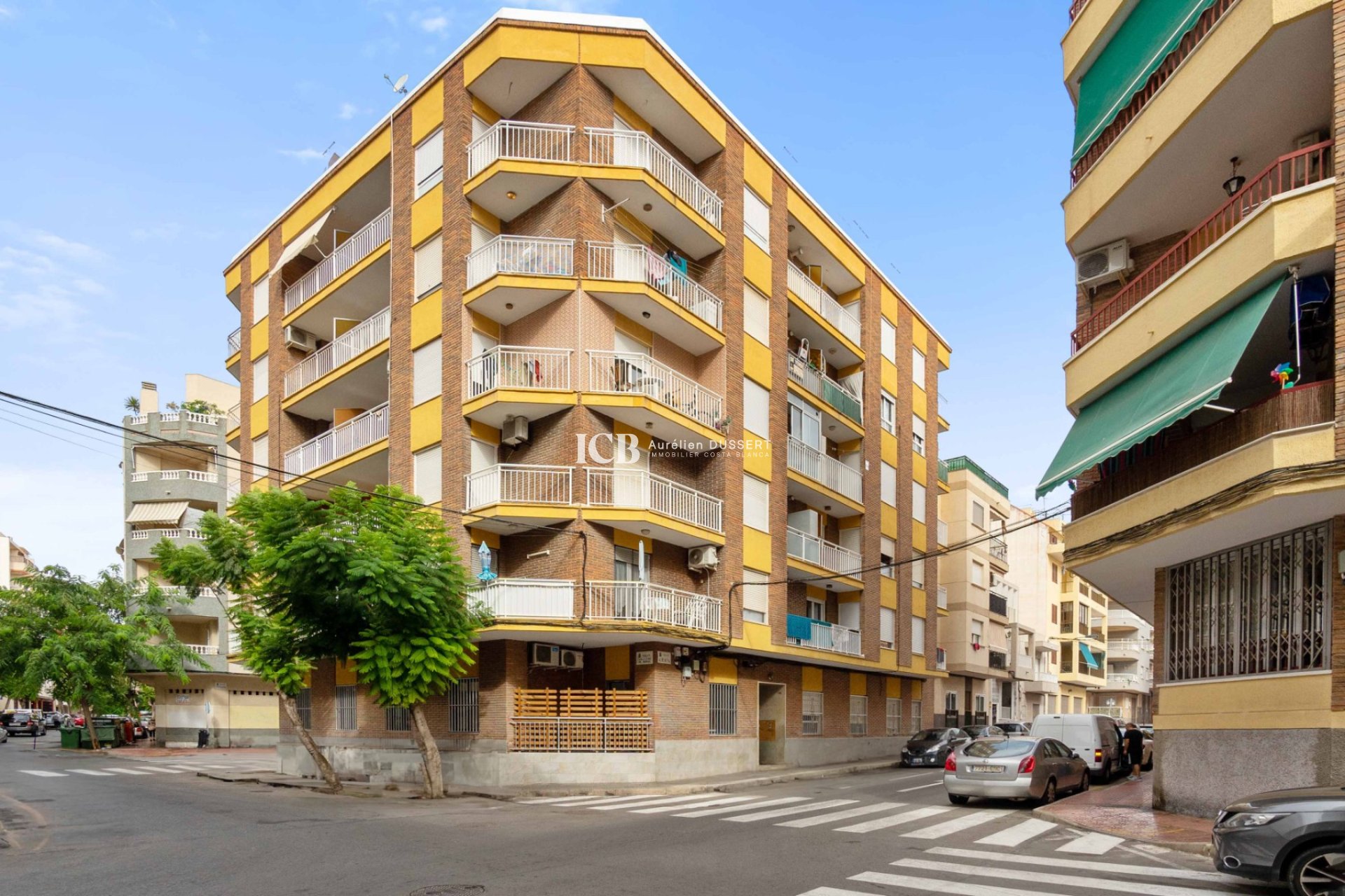 Resale - Apartment / flat -
Torrevieja - Centro