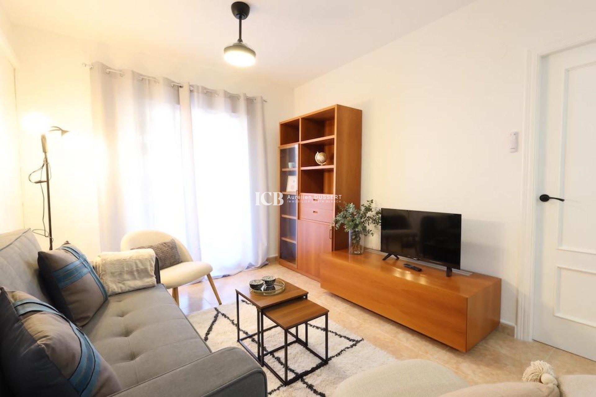 Resale - Apartment / flat -
Torrevieja - Centro