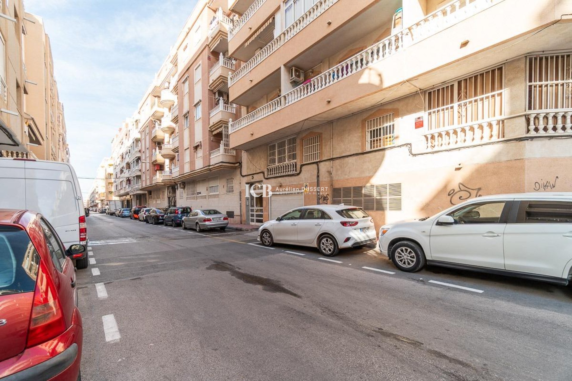 Resale - Apartment / flat -
Torrevieja - Centro