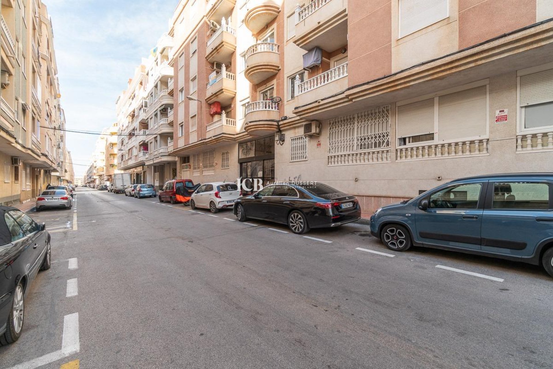 Resale - Apartment / flat -
Torrevieja - Centro