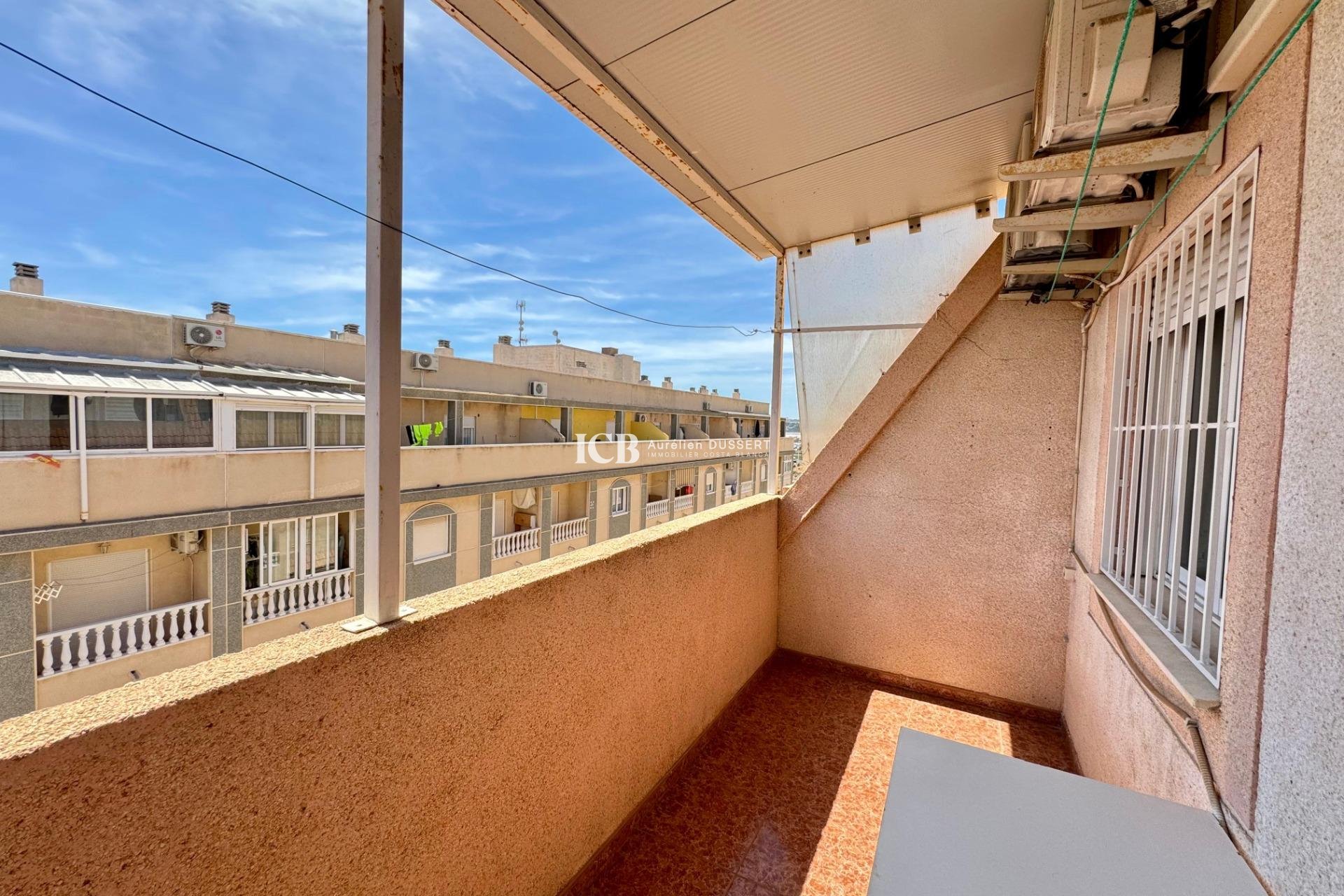 Resale - Apartment / flat -
Torrevieja - Centro