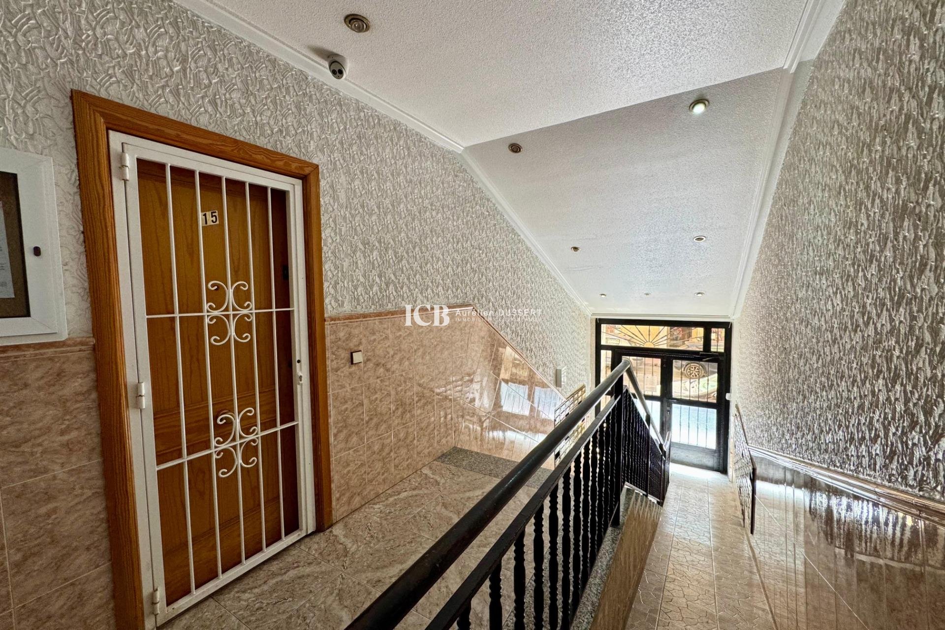 Resale - Apartment / flat -
Torrevieja - Centro