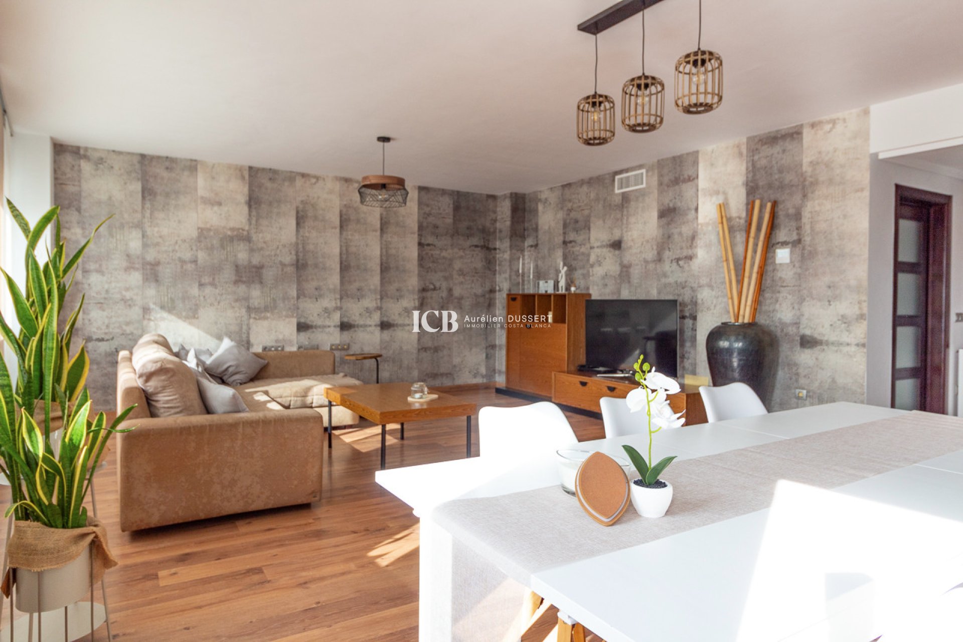 Resale - Apartment / flat -
Torrevieja - Centro