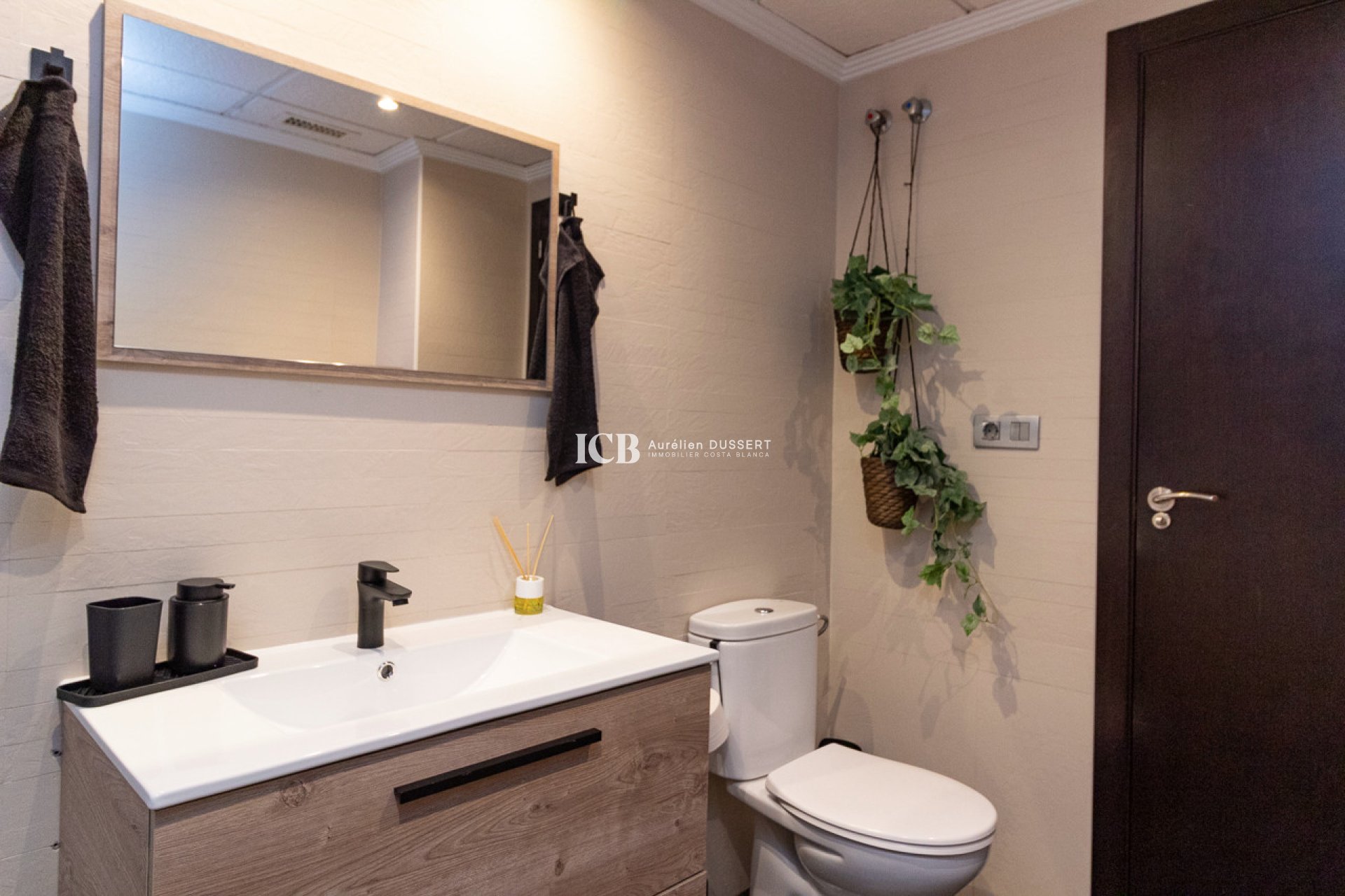 Resale - Apartment / flat -
Torrevieja - Centro