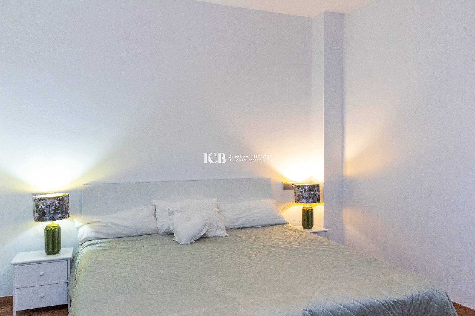 Resale - Apartment / flat -
Torrevieja - Centro