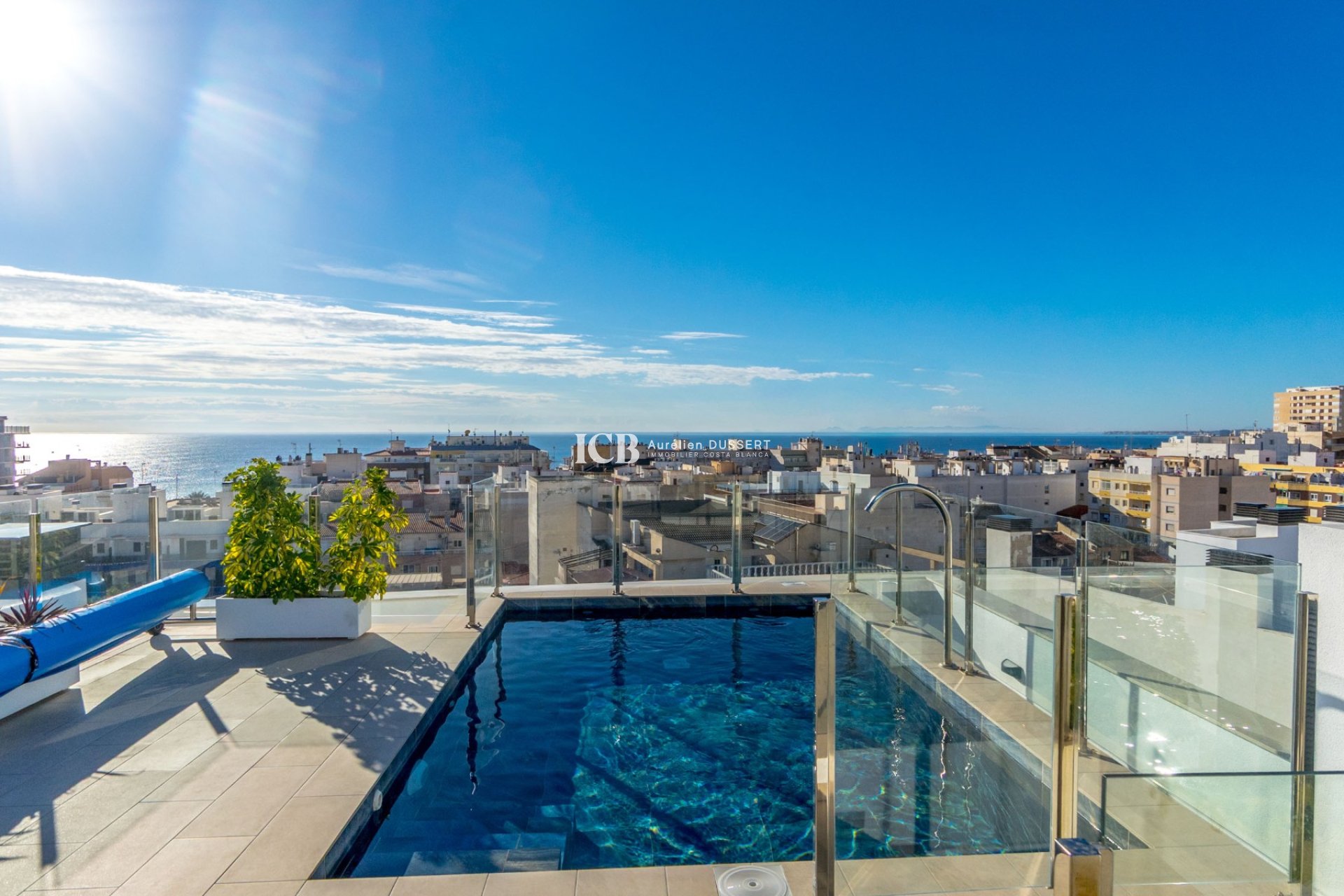 Resale - Apartment / flat -
Torrevieja - Centro