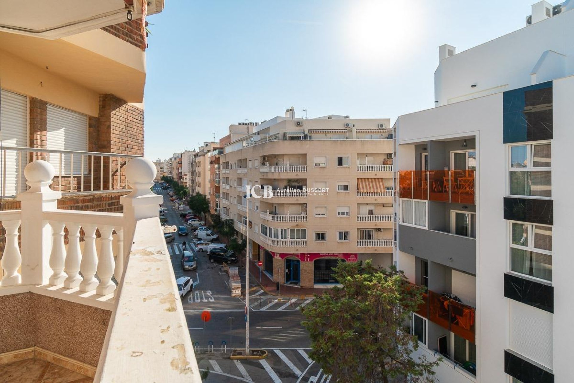Resale - Apartment / flat -
Torrevieja - Centro